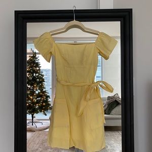 Yellow dress